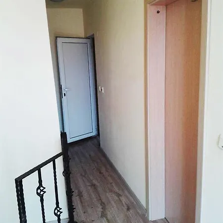Maisonette Sevastiyan *